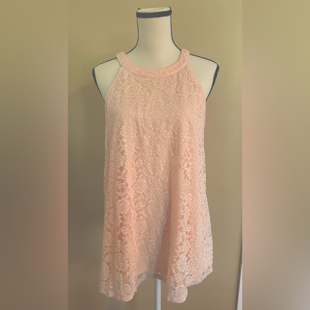 Ladies lace overlay peach top